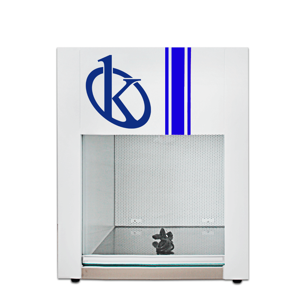 Cumplimiento de normativas ISO/IEC en cabinas de flujo laminar horizontal