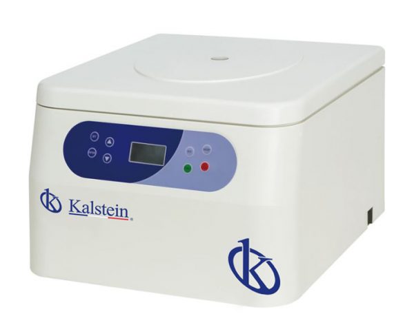 ¿Cómo se estudia la separación de partículas con una centrífuga de plasma?